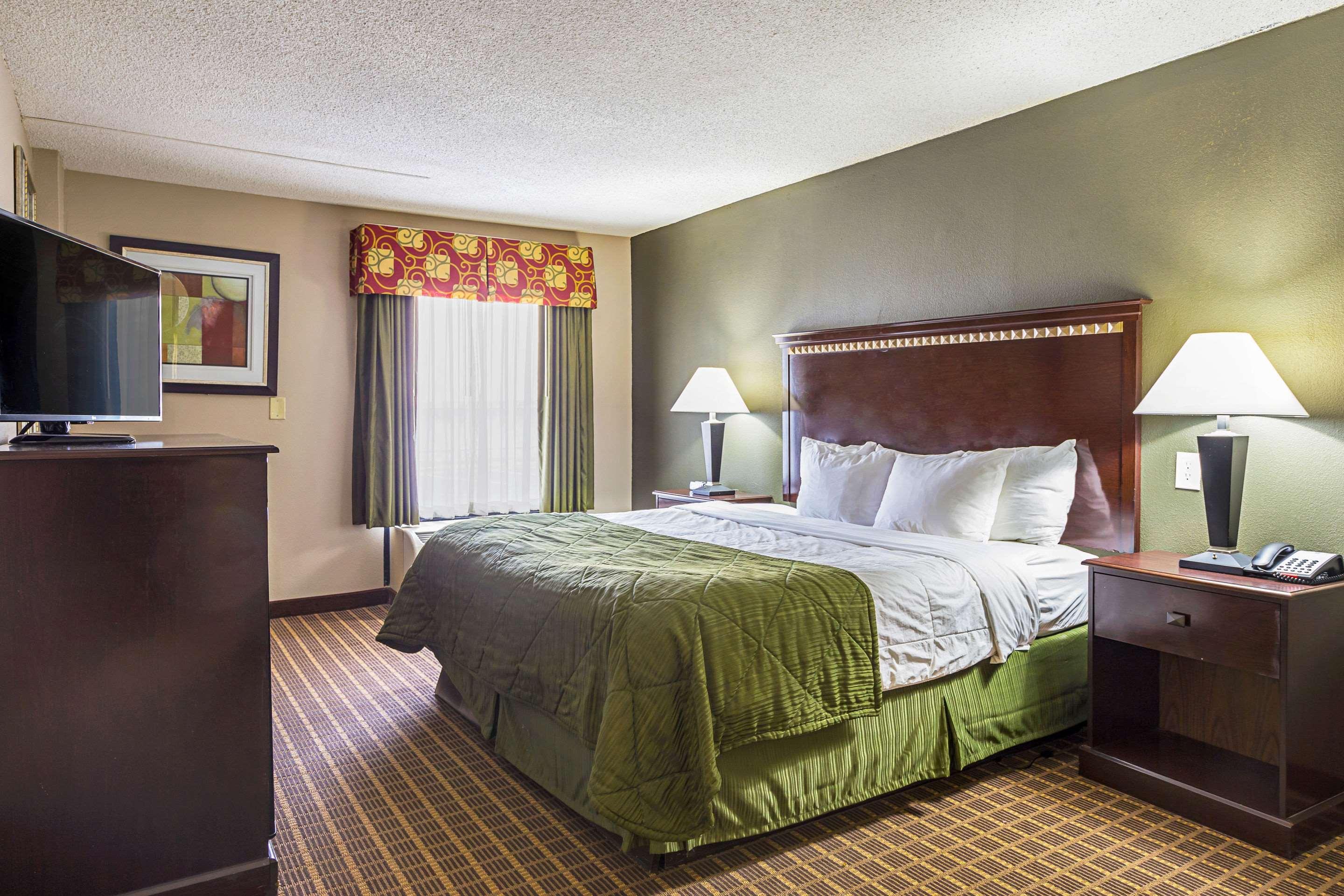 Quality Inn & Suites Greenville - Haywood Mall Εξωτερικό φωτογραφία